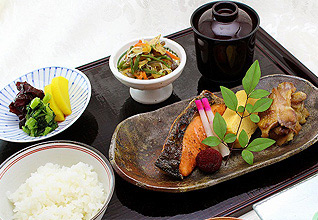 写真：和朝食